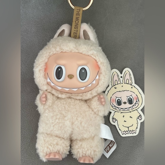 🤍PopMart Macaron Soymilk Labubu - discontinued🤍 - Picture 2 of 8